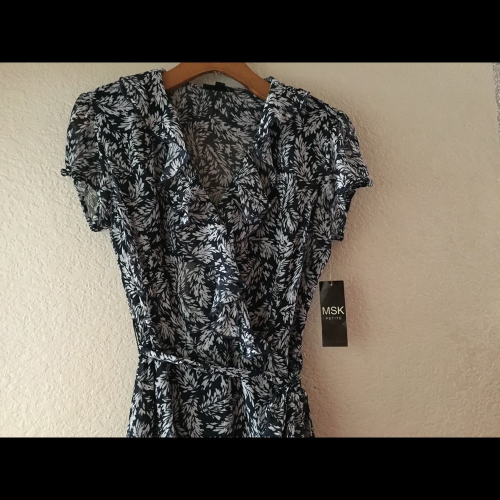 Navy & White Dress - Picture 3 of 5